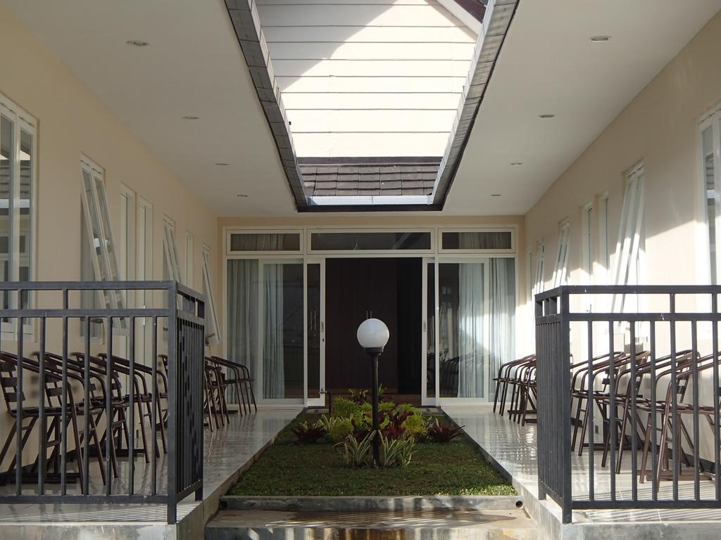 מאלאנג Shakila Guest House מראה חיצוני תמונה