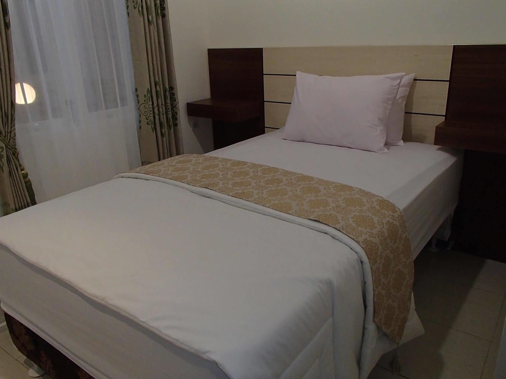 מאלאנג Shakila Guest House מראה חיצוני תמונה